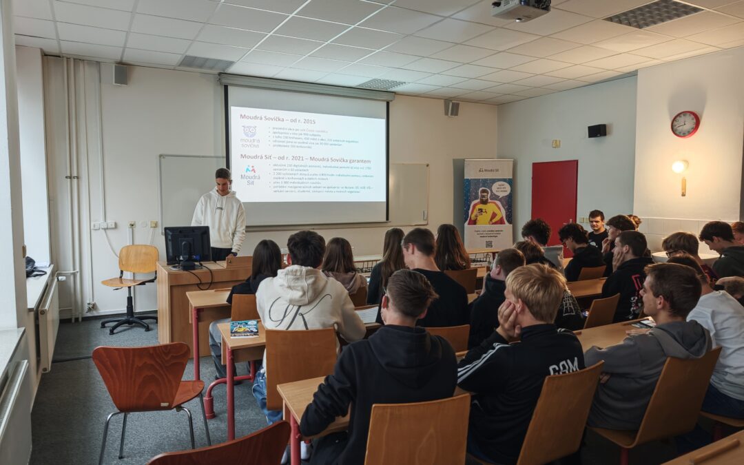 Na podzim plánujeme 40 prezentací na školách